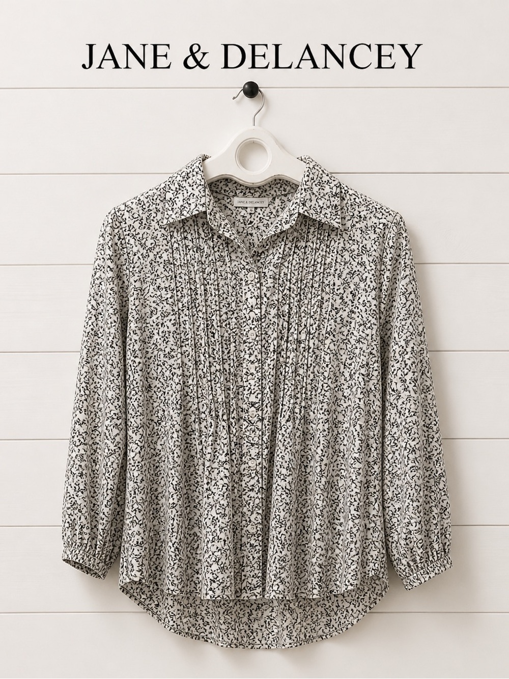 JANE & DELANCEY White and black floral blouse size M